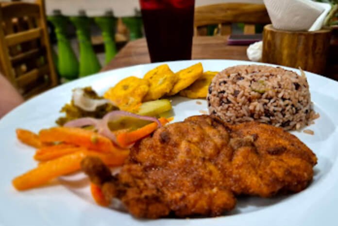 Como en Casa in the Market, San Juan del Sur