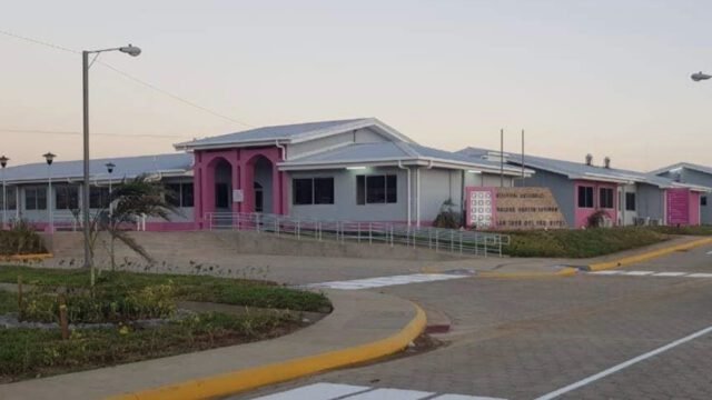 Gaspar García Laviana New Public Hospital in San Juan del Sur View from driveway