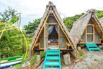 Socialtel Maderas – Surf, Socialize, and Unwind Near Playa Maderas