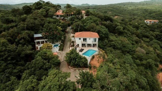 Seaside Serenity at Casa Cala Azul – Oceanview 3-Bedroom Villa with Pool in San Juan del Sur