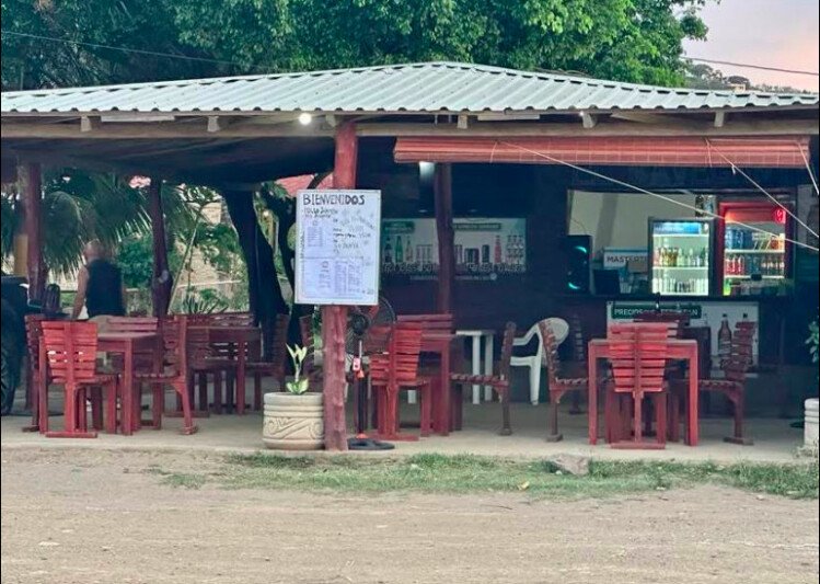 Restaurante Spaghetteria El Navegante – Authentic Italian Dining with Lake Views in San Jorge, Nicaragua
