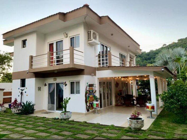 Destinos Relax SJDS yoga retreat on a tranquil San Juan del Sur beach