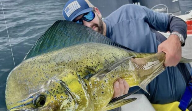 Fishing Tours Nicaragua with Dockside Adventures offshore boat near San Juan del Sur