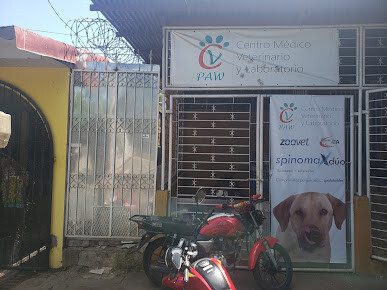 Exterior view of Centro Médico Veterinario PAW in Managua, Nicaragua