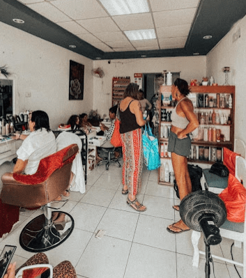 Luna Bella Beauty Center ofrece servicios profesionales de belleza y bienestar