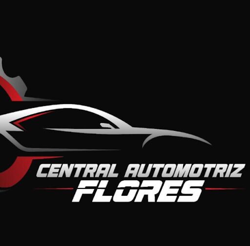 Mecánico trabajando en un automóvil en el taller de reparación automotriz Taller Flores en Rivas, Nicaragua