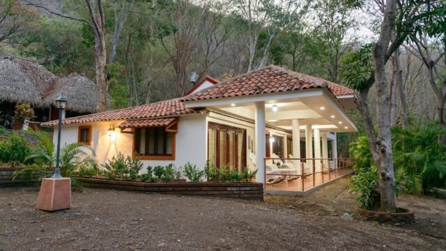 Apoyo Resort & Conference Center