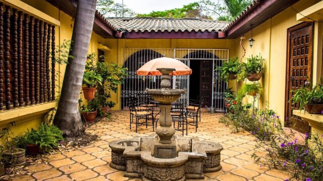 Casa Inti Guesthouse