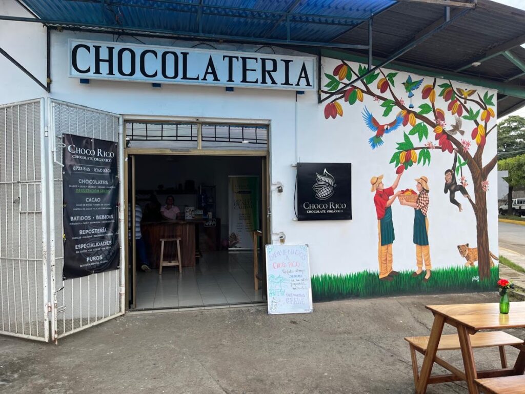 Choco Rico – Chocolates Organic – Free Tasting – Cacao – Café – Backpacker hub