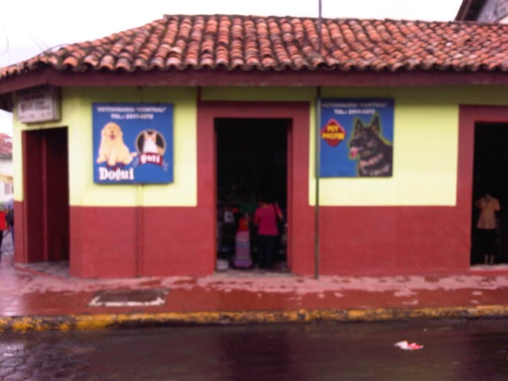 Clínica y Farmacia Veterinaria Central