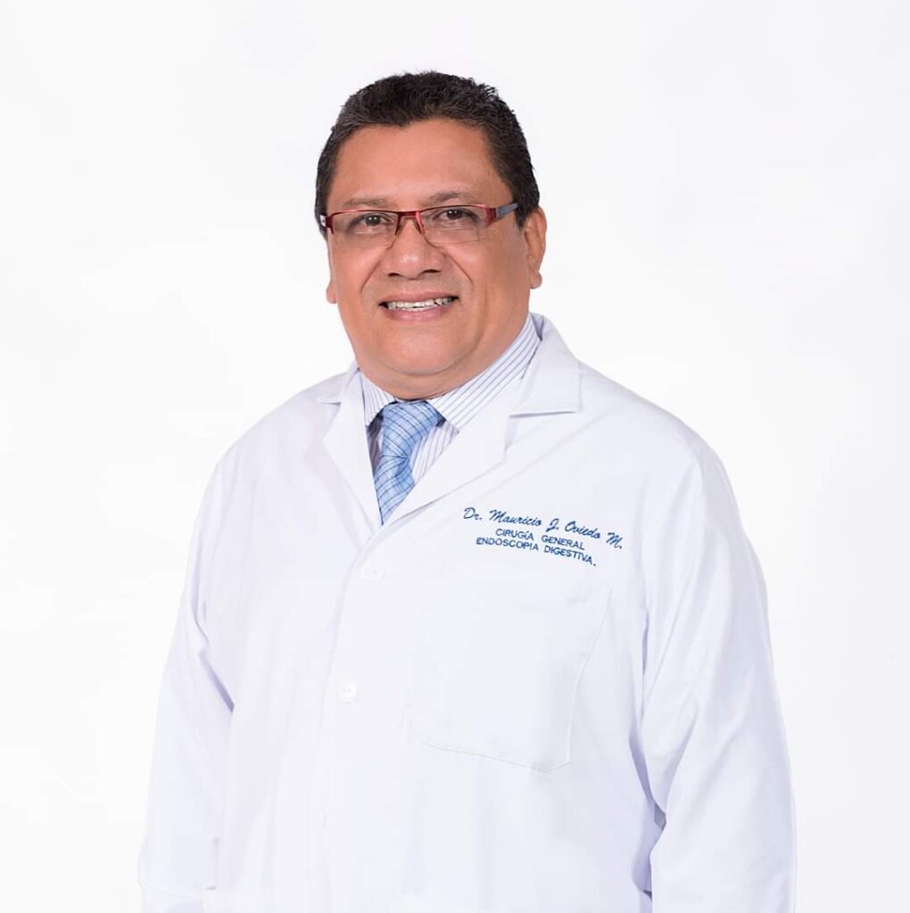 Dr. Mauricio Oviedo Moreira