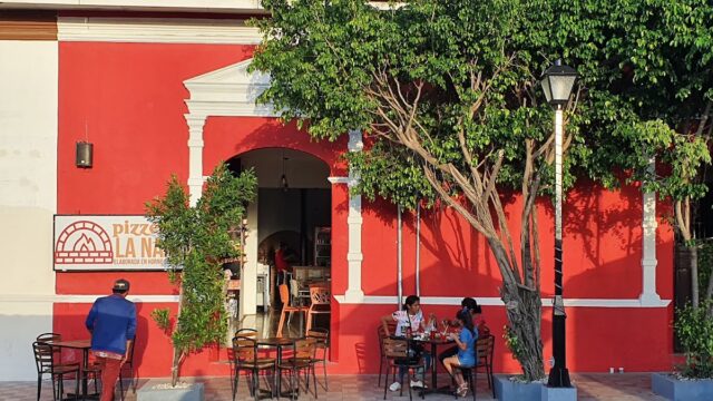 La Nani Café