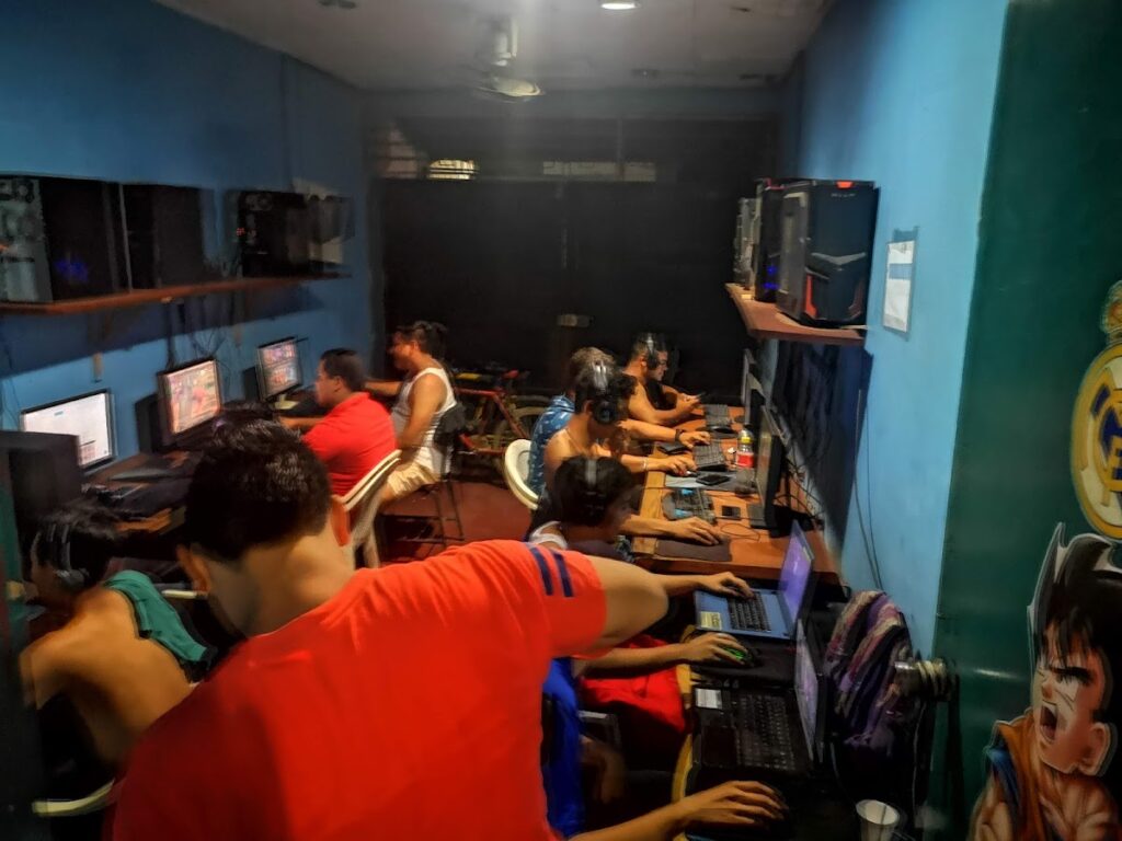 PLAYHARD
