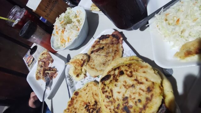 Pupusas Salvadoreñas Rivas