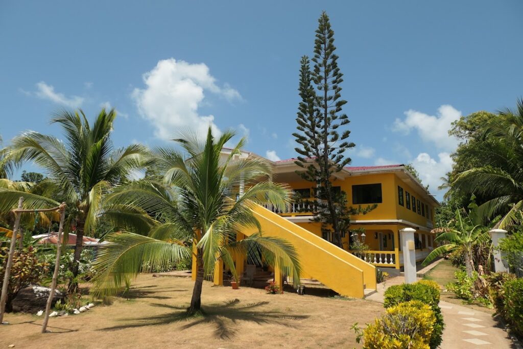 Sunshine Hotel, Little Corn Island