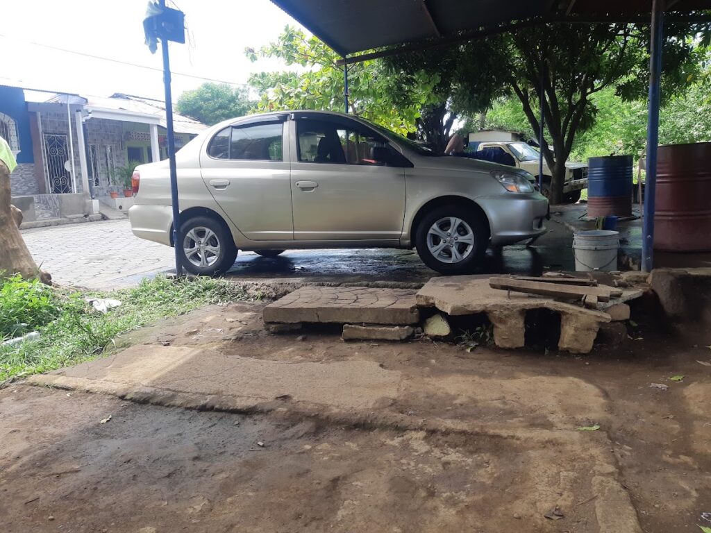 Auto Lavado/ Agencia Martinez
