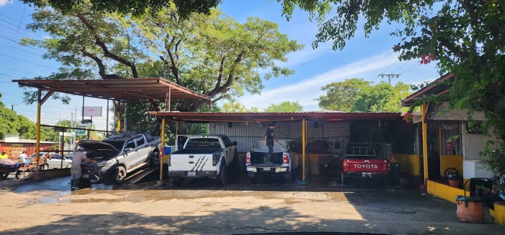 Auto Lavado El Madroño