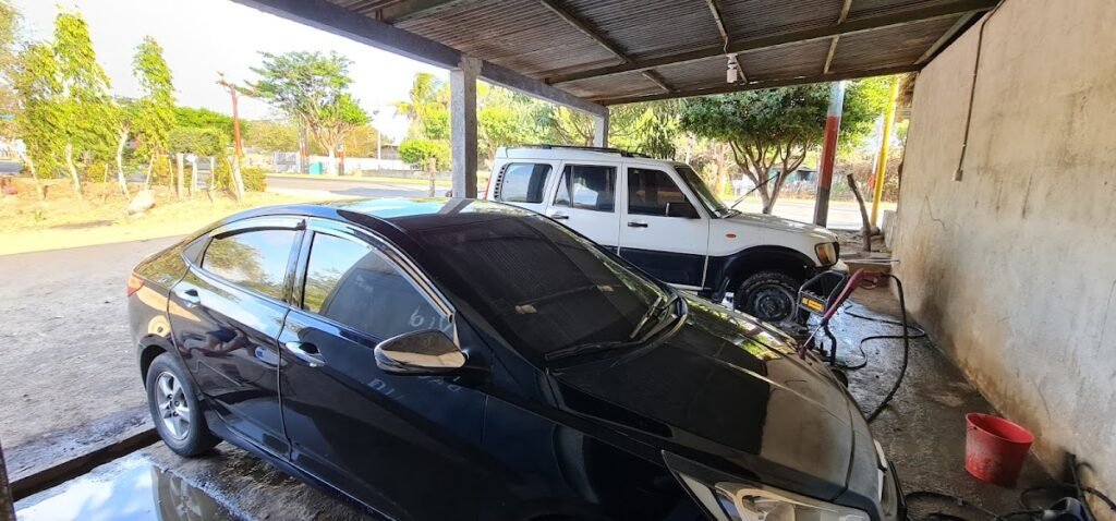 El Chino Car Wash