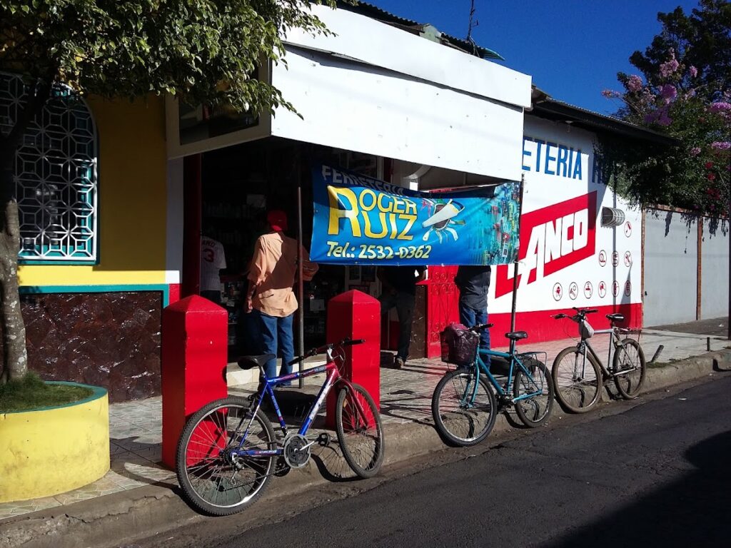 Ferreteria Roger Ruiz