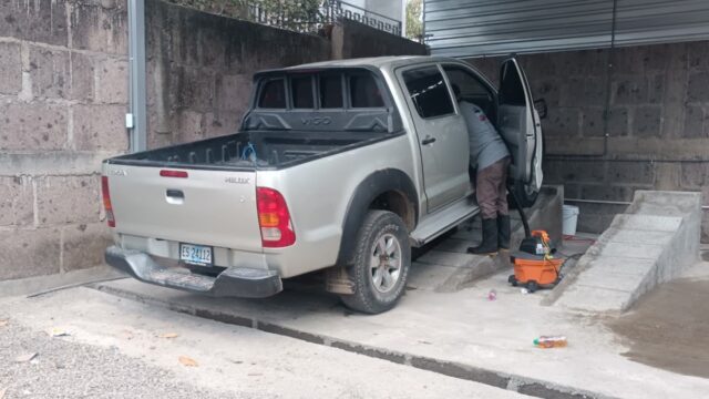 Goat Car Wash Autolavado