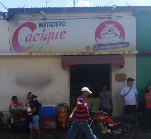 Matadero Cacique, León 1